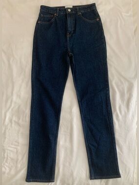 EUC Reformation Jax Stretch High Rise Straight Jeans Seneca Wash
| Size 27